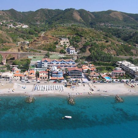 الشقق الفندقية مسينافي  Oasi Azzurra المظهر الخارجي الصورة