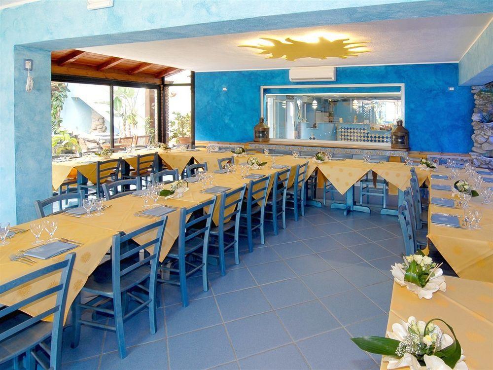 الشقق الفندقية مسينافي  Oasi Azzurra المظهر الخارجي الصورة