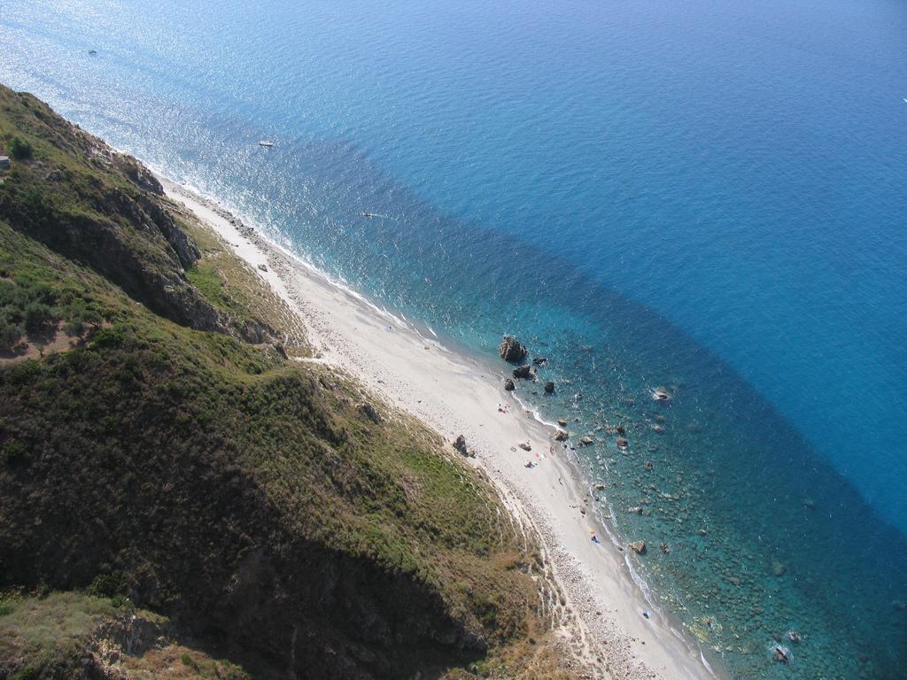 الشقق الفندقية مسينافي  Oasi Azzurra المظهر الخارجي الصورة